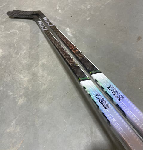 CCM JETSPEED FT6 PRO 2 PACK Pro Stock Hockey Stick Grip P28M 85 Flex Left 2720