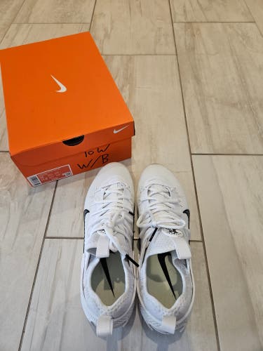 White Size M 10.0 Adult Nike Lacrosse Cleats (Used Twice, Clean)