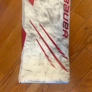 2021 Bauer Vapor Hyperlite Glove and Blocker (Used)