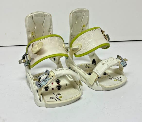 Salomon Grace Women's All-Mountain Snowboard Bindings Medium GREAT COMPLETE