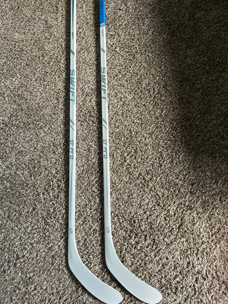 Intermediate Right Handed Hockey Stick P28 (New)