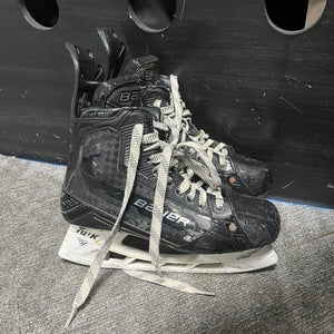2024 Bauer Supreme Mach Hockey Skates 8.5 (Used)
