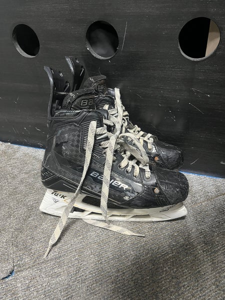 2024 Bauer Supreme Mach Hockey Skates 8.5 (Used)
