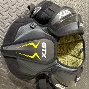 STX Stallion 200+ Lacrosse Soulder Pads - Youth