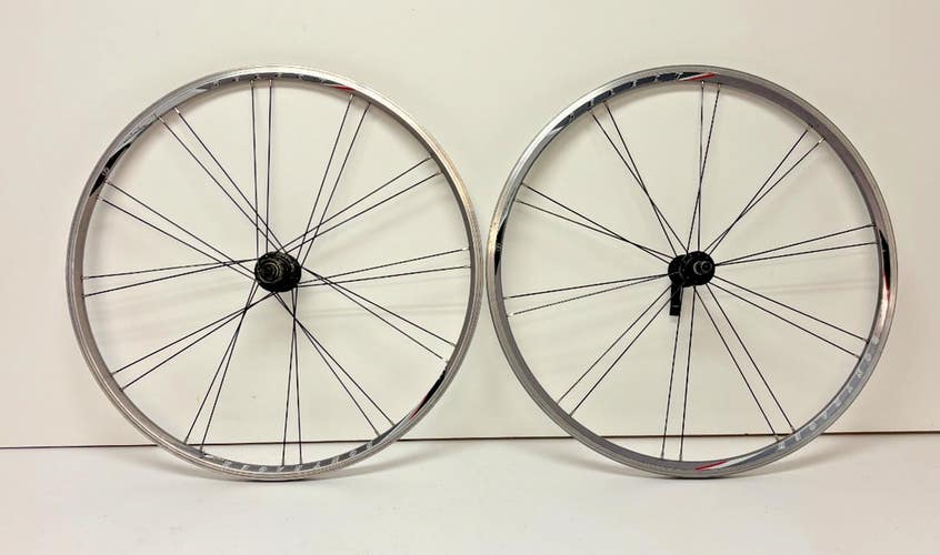 Bontrager Select 24/20-Spoke Gray Aluminum 650C Road Bike Wheelset Fast Shipping