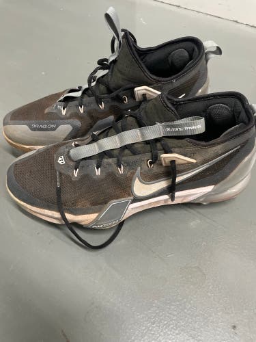 Black Men's Size M 11.0 (W 12.0) Adult Nike Mike trout Metal Cleats (Used)