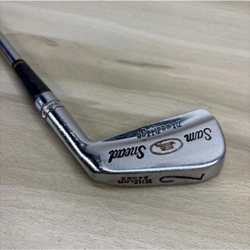 Wilson Radial Sole 2 Iron Sam Snead Blue Ridge Jumbo Grip (used)