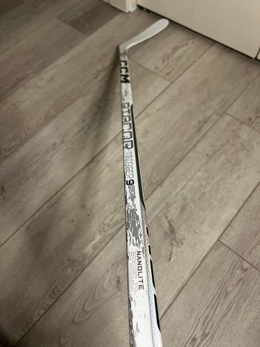 Junior CCM RibCor Trigger 9 Pro Right Handed Hockey Stick P29 (New)
