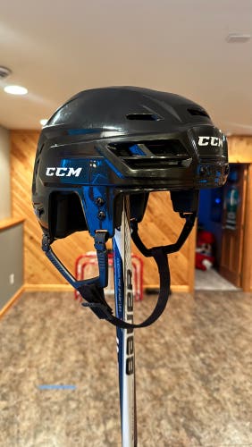 Medium CCM Tacks 310 Helmet, Black (Used)
