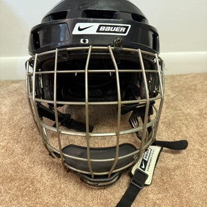 Hockey Medium Bauer Helmet (Used)