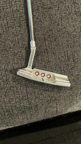 Men's Scotty Cameron Special Select Newport 2 Blade Right Handed Putter 35" (Used)