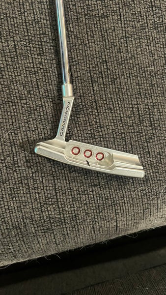 Men's Scotty Cameron Special Select Newport 2 Blade Right Handed Putter 35" (Used)