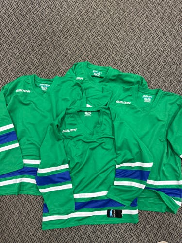 4- Pack XL Youth Unisex Bauer Jersey (New)
