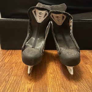 Easton Synergy EQ 9.9 Mens Hockey Skates Size 11