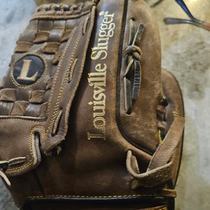 2014 Louisville Slugger RH Outfield LPS5 Baseball Glove 13.5" (Used)