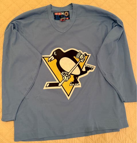 Pittsburgh Penguins Pro Stock Blue Size XL Men's CCM Practice Jersey