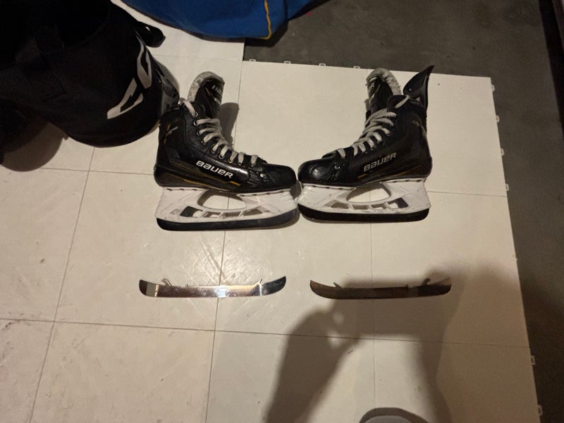 2024 Bauer Supreme M5 Pro Hockey Skates Regular Width 7.5