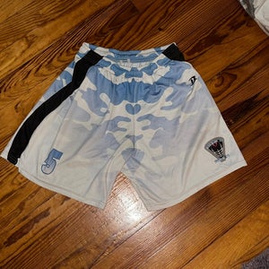 White XL Men's Shorts (Used)
