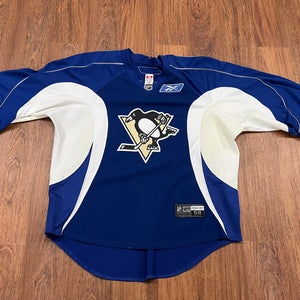 Pittsburgh Penguins Authentic Practice Jersey - Used   58G Royal Blue