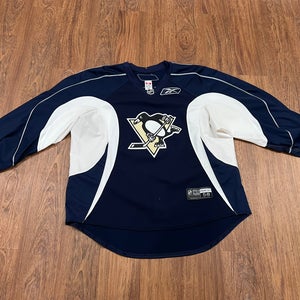 Pittsburgh Penguins Authentic Practice Jersey - Used   58G Dark (midnight) Blue