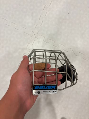 Small Bauer Profile I Full Cage (Used)