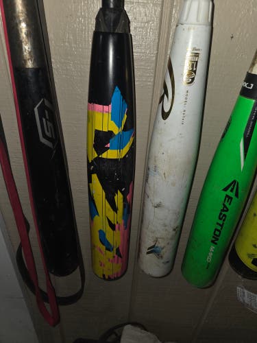 DeMarini Zoa Glitch Composite USSSA Certified Bat (-8) 23 oz 31" (Used)