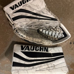 Vaughn Ventus SLR Pro Glove and Blocker set. Regular (Used)