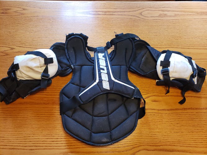 Large/Extra Large Bauer Prodigy 3.0 Goalie Chest Protector (Used)