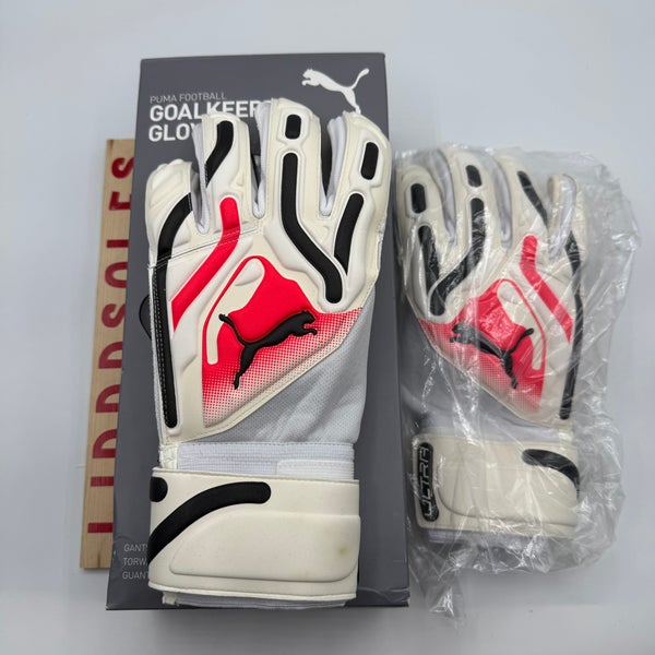 PUMA Ultra Pro RC Goalkeeper Goalie Gloves 041859-01 Regular Cut Men’s Sz 9 NIB

New With Box