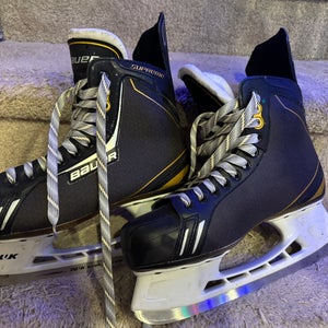 Bauer Hockey Skates 11 (Used)