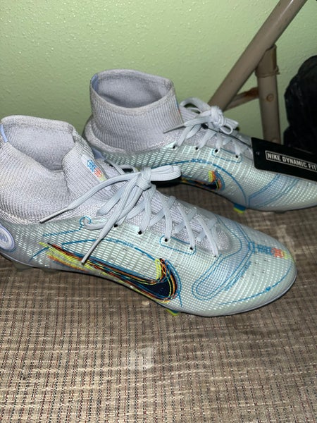 Silver Men's Size M 8.0 (W 9.0) Nike Mercurial Superfly 8 Elite FG Trainers Cleats (New)