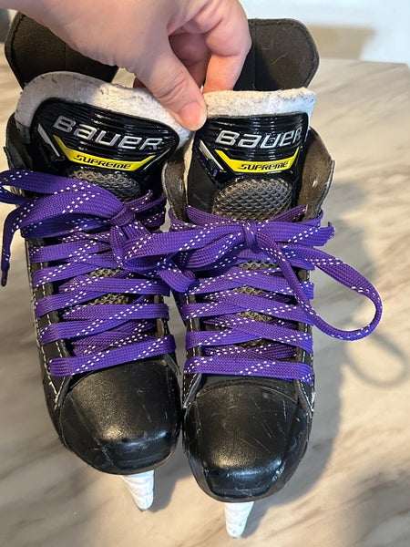 2024 Bauer Supreme M1 Hockey Skates Size 1.5 (Used)