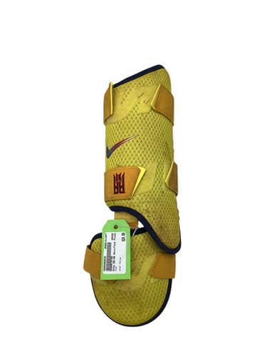 Used Nike BB/SB Shin/Foot Protector Yellow 11347-S000255830