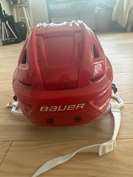 Large Bauer Re-Akt 150 Helmet (New)
