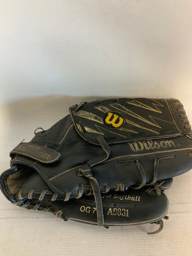 Used Wilson OG7 A9831 BB/SB Glove RH Throw Black 13" 11823-S000034426
