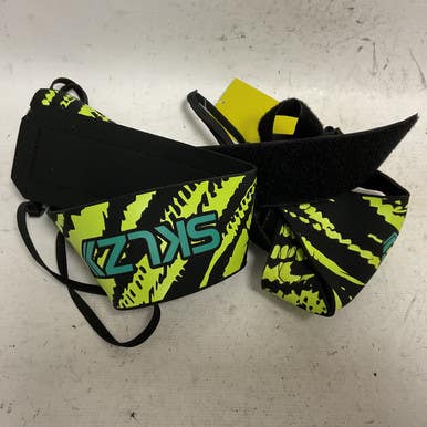 Used SKLZ STAR-KICK Soccer Training Aids Black And Optic Yellow 11855-S000191278