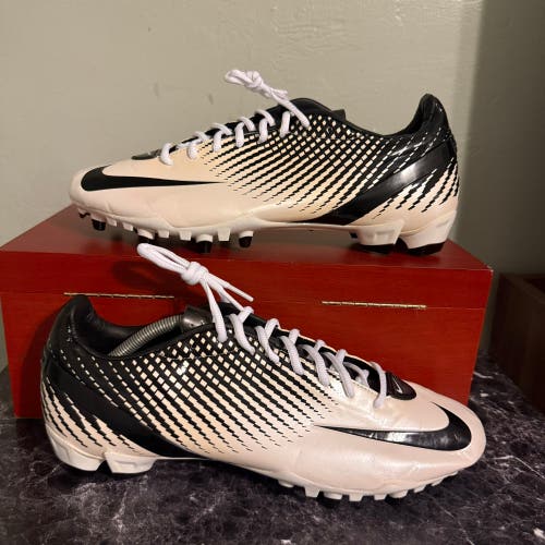 NIKE MENS 11 NIKE ALPHA VAPOR CARBON ONE FOOTBALL CLEATS CLEAT BLACK WHITE