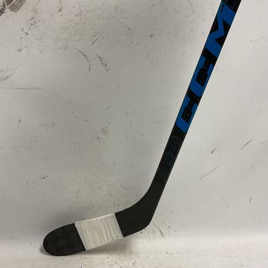 Used CCM JETSPEED Junior One Piece Right Black And Carolina Blue 30 Flex 11855-S000191165