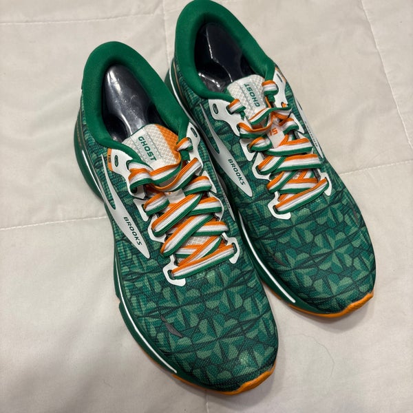 NEW St. Patrick’s Day Themed Brooks Size 8 Women’s Sneakers