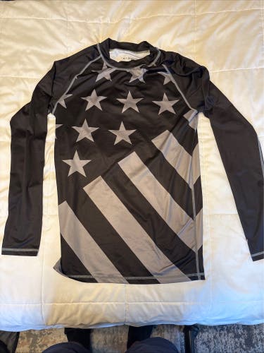 Sleefs Large Long Sleeve Black American Flag Styled Compression Shirt