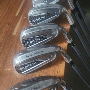 Taylormade Stealth HD irons 6-PW &  SW Graphite Reg Flex shafts