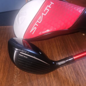 TaylorMade Stealth 2 HD 5 Hybrid  27*  Reg Flex