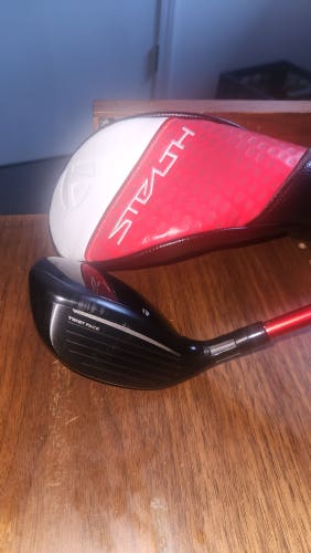 TaylorMade Stealth 2 HD 5 Hybrid  27*  Reg Flex