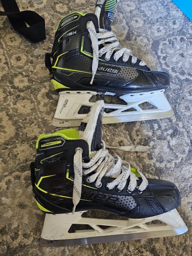 Bauer GSX Hockey Goalie Skates Regular Width 6.5 (Used)