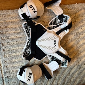 Medium Adult STX Stallion 400 Arm Pads (Used)