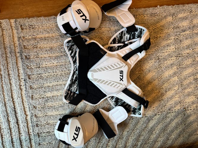 Medium Adult STX Stallion 400 Arm Pads (Used)
