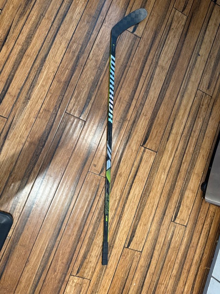 Senior Warrior Alpha LX2 PRO Right Handed Hockey Stick (Used)