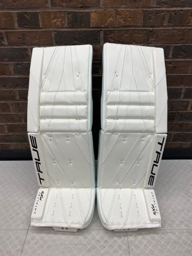 True Catalyst PX5 34+2 Goalie Leg Pads
