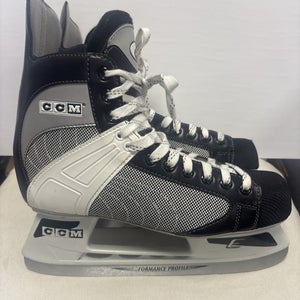Senior Adult Size 10 CCM POWERLINE 550 Ice Hockey Skates