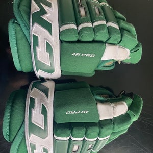 CCM HG 4R Pro Gloves 11" (Used)